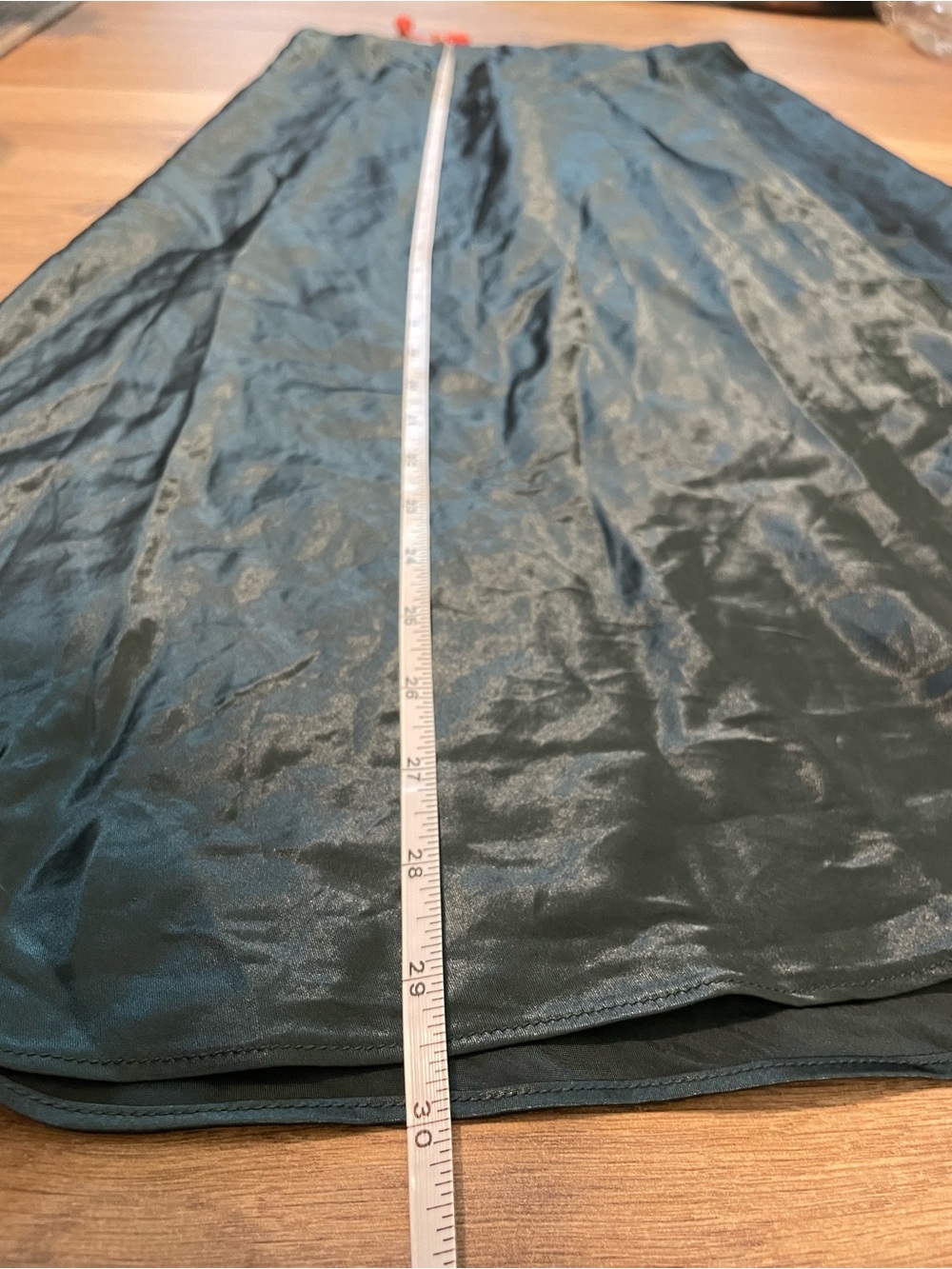 Babaton Aritzia Midi Slip Skirt in a Dark Green Size 4 - Picture 10 of 10